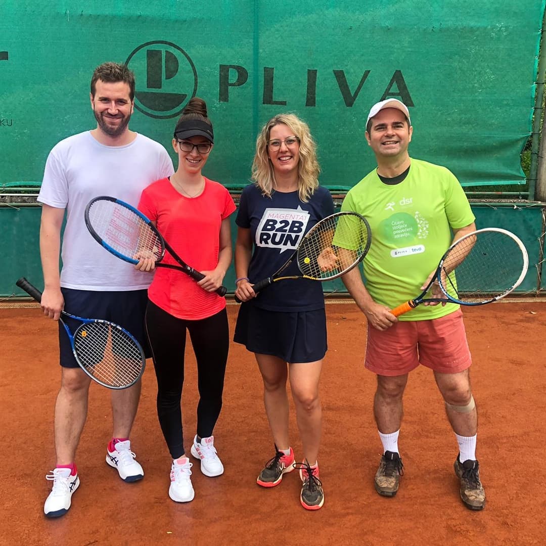 Tenisačice i tenisači DSR PLIVA odigrali su drugi jednodnevni tenis turnir parova na TK Veternica